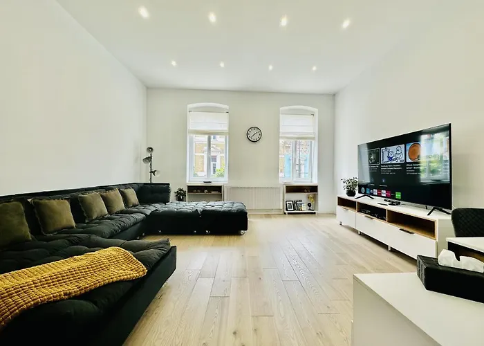 Clever Near Shopping Center * Cluj-Napoca