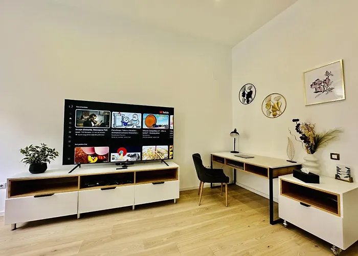 Clever Near Shopping Center * Cluj-Napoca